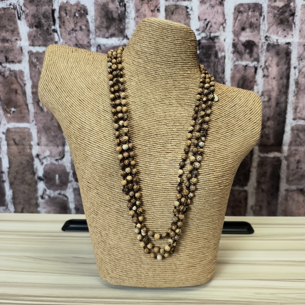 Elegant Betsy Pittard Design BPD 38” Long No Clasp Hand Knotted Necklace